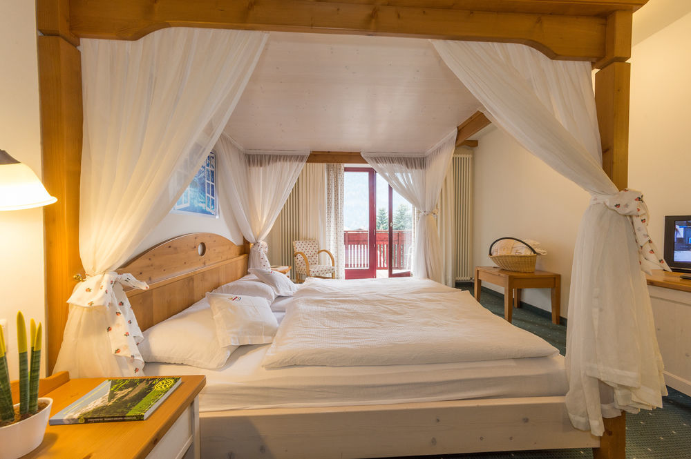 Hotel Hellweger Campo Tures Exterior foto